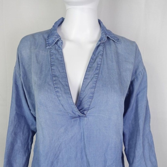 Forever 21 Chambray Denim Pullover Shirt Women's Small V Neck Boho Casual - Picture 2 of 4